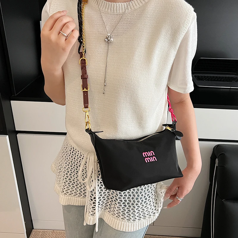 Tas Selempang Kulit Mewah Wani - Luxury Lifestyle City ulasan dan harga