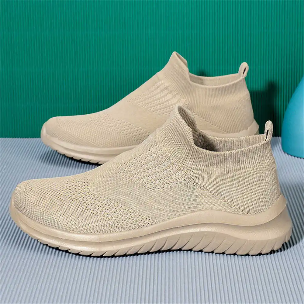 Sepatu olahraga pria, krem lem - Luxury Lifestyle Travel ulasan dan harga