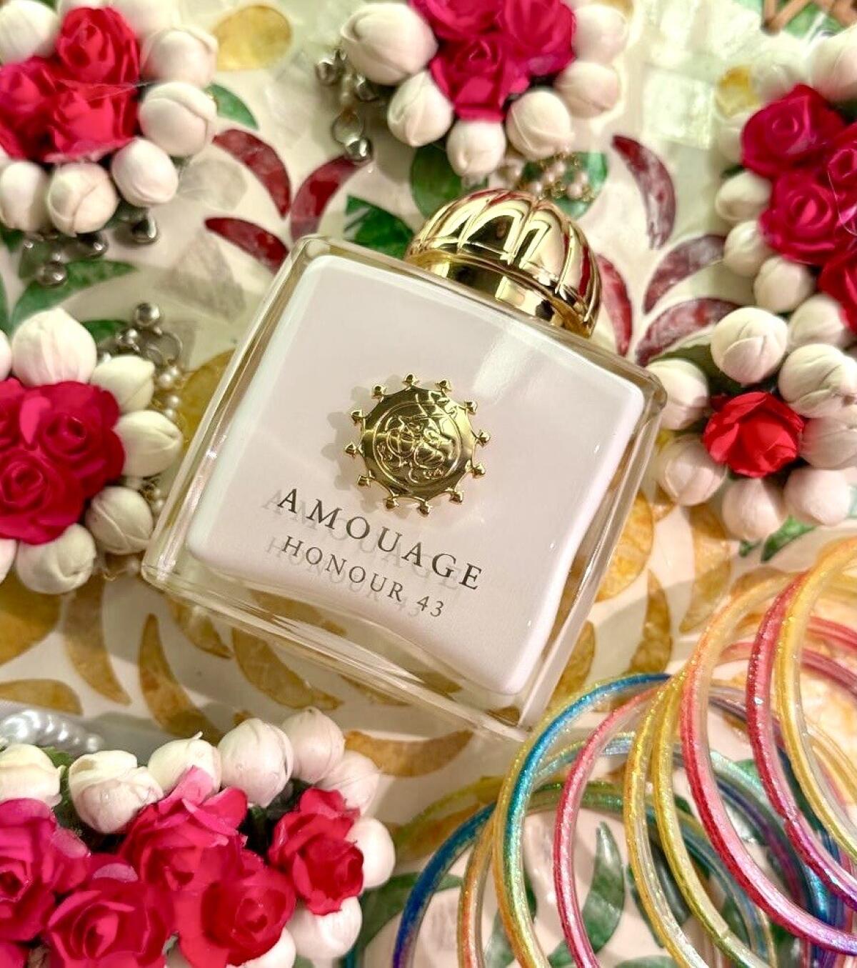 Amouage Jubilation 40 Honour 4 - Luxury Lifestyle Travel ulasan dan harga