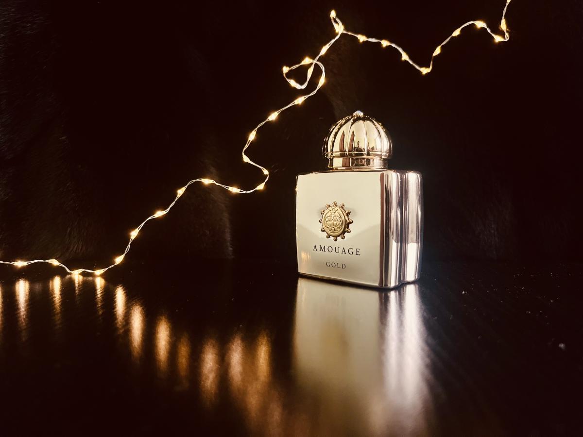 Amouage Jubilation 40 Honour 4 - Luxury Lifestyle Travel ulasan dan harga